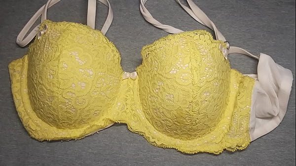 Le eche la lecha al bra usado de mi compa&ntilde;era