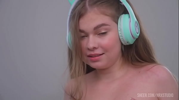 Young baby Meow Miu 18yo ! Nick's Anal Casting