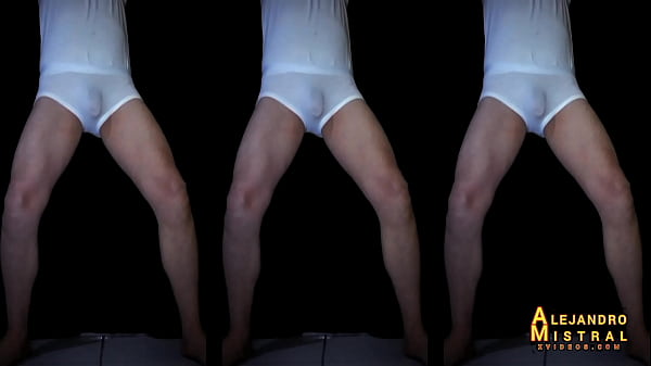ALEJANDRO MISTRAL mueve la verga en ropa interior blanca 