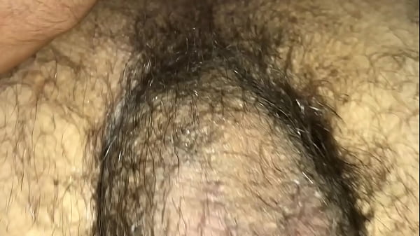 coloquei o plug no meu cuzinho