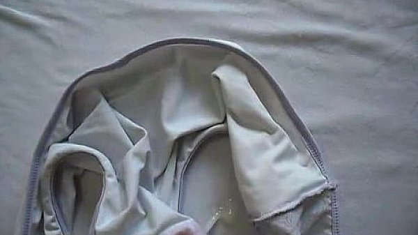 Cum on Marya&acute;s dirty panties 003