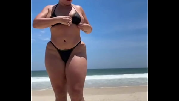 Uma coroa sem vergonha a luz do dia  