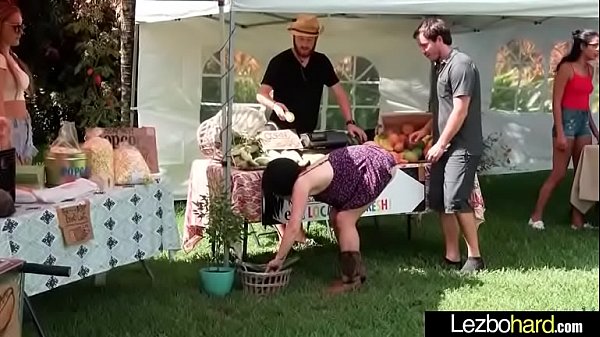 Hot Sex Action On Cam With Teen Horny Lesbo Girls (Farmers Market Sluts(Quinn Wilde & Rina Ellis)) movie-11 