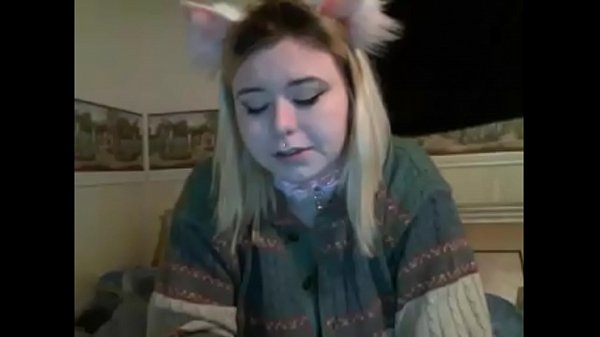 fat girl masturbating on cam