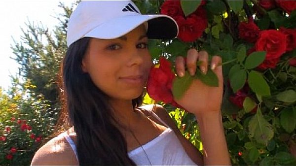 Czech teen Kiki18 masturbating in beautiful rose garden