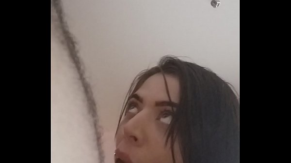 O meu amante veio me visitar  e me deu leitinho  na boquinha hoje ! 