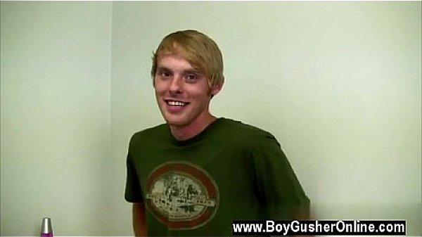 Gay XXX Cory then starts to touch and feel Mitch as he disrobes his 