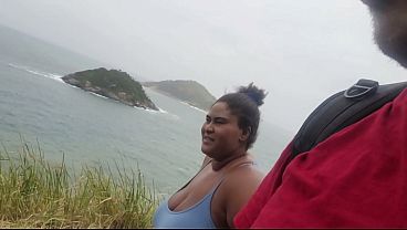 Me exibindo na rua e todos olhando saindo da praia de abrico ( Nudismo total)