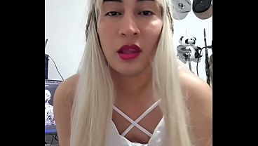 Vestida de colegiala trans rica tetas  