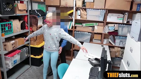 Black chick got caught stealing merch and now she needs to fuck 