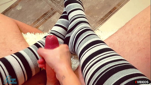 ДРОЧИТ НОСКАМИ  | ДРОЧИТ НОЖКАМИ  | ДРОЧИТ РУЧКАМИ | КОНЧИЛ НА НОСКИ | КОНЧИЛ НА ЧУЛКИ  