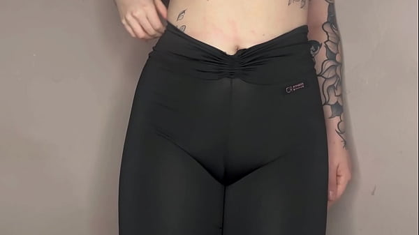 Wet Camel Toe Rubbing My Leggings &ndash; ASMR Included... Can You Hear How Wet I am? 