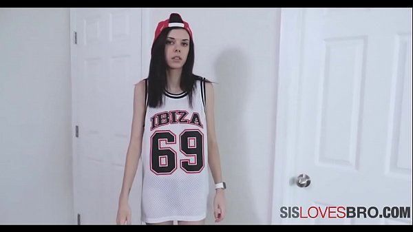 Stepsis fucks and proves she is not lesbo!