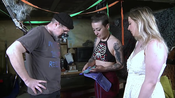 Coucou mes coquins, venez d&eacute;couvrir "Porn Store", la parodie porno de "Pawn ...