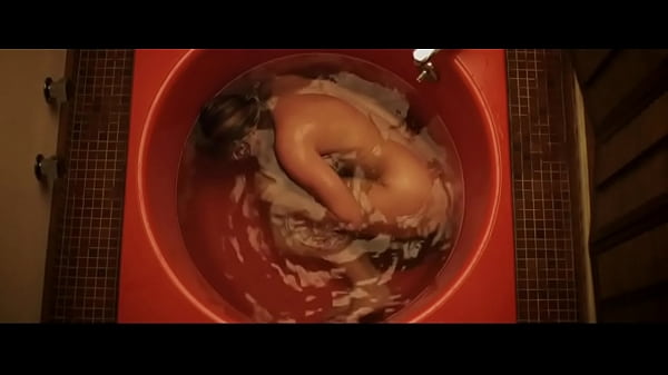 Chlo&euml; Sevigny in The Wait (2014)