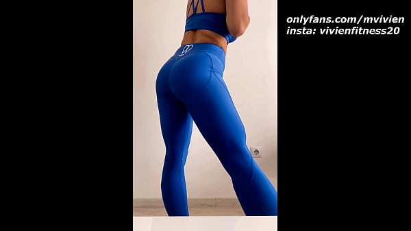 Sexy fitness girl mvivien in panties leggings