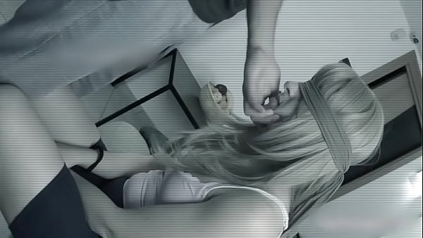 When the is not there, the niece and I play blindfolding, then she tastes things 