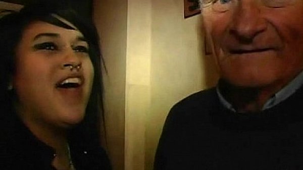 Hooker gets payed and tape for sex 18