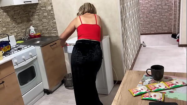 Milf asked not to insert a dick up to the balls in anal