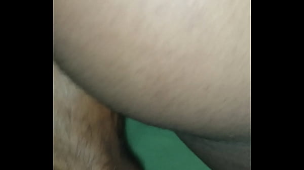 Esposa puta mostra o cu