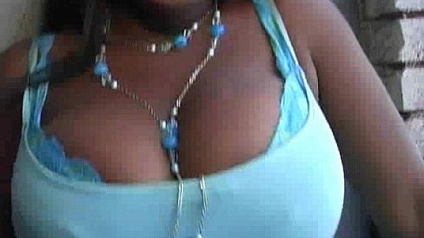 Cute Amateur Black Girl Sucks off Big White Dong