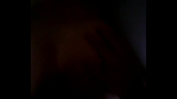 COMENDO A NAMORADA GOSTOSA DE QUATRO