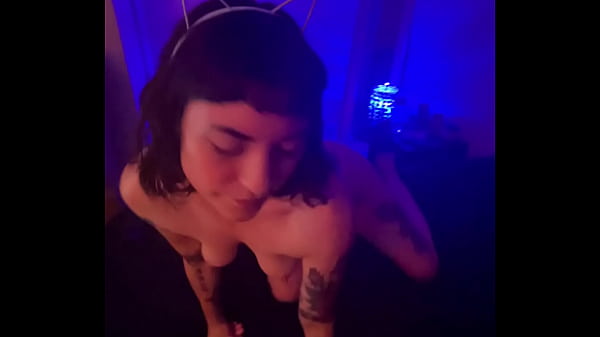 Stolling Through An Alli  