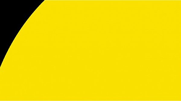 Mature and young girlfriends who fuck in disco and in car