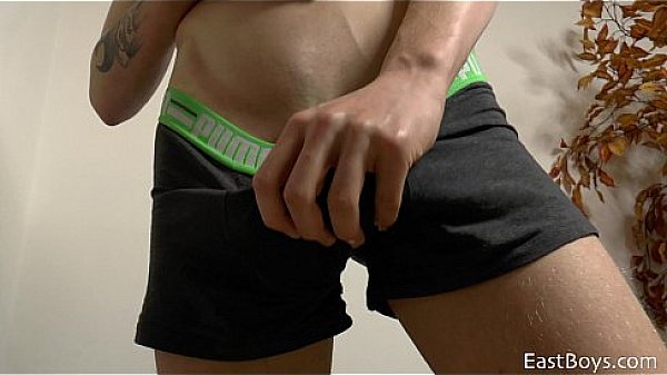 18 Boy - Solo Action