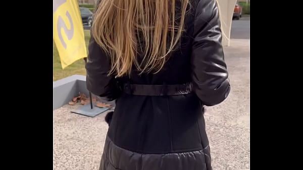 N'oublies pas que je suis la MILF la plus CHAUDE ET LA PLUS Sal-ope... De ... 