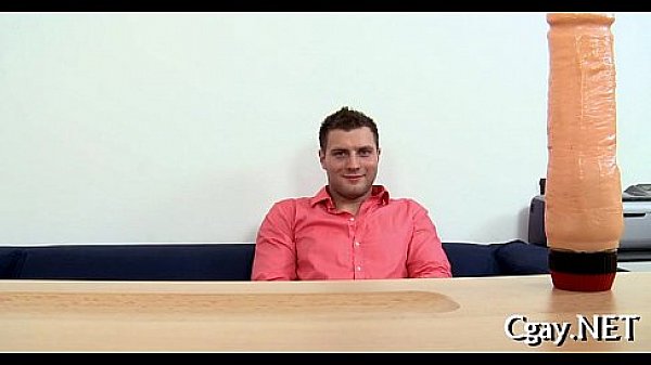 Oral job for charming gay fellow