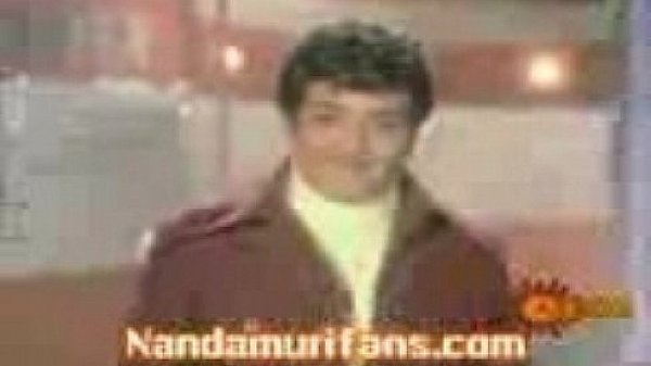 YouTube - Aanati hryudayala ananda geetham idhele