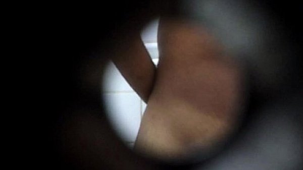 C&acirc;mera Escondida - Irm&atilde;o no banho