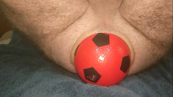 A large Ball pumped up inside my Ass. 