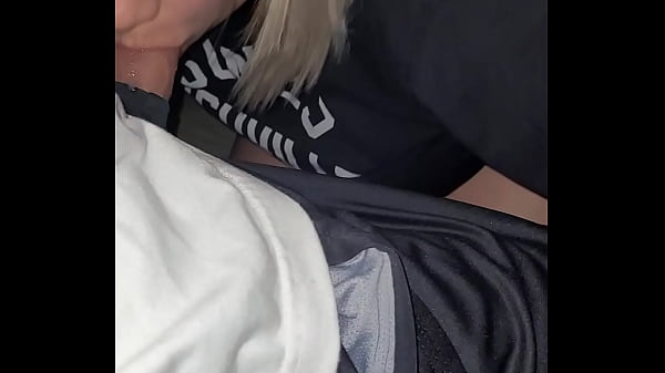 I MAKE HUSBAND WATCH ME FUCK A YOUNG HUNG STUD OUTSIDE