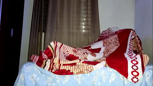 Toda vez que minha mulher sai minha cunhada vem me dar a bucetinha