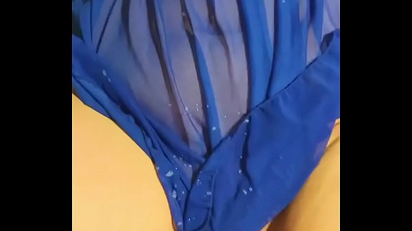 Down ass wife s. selfies and gets cumshot  