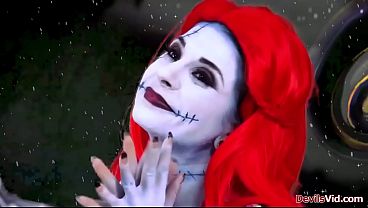 Joanna Angel in A nightmare before Christmas XXX parody.As Sally is toying her pussy Jack shows up.He shows her his Christmas package is still working  
