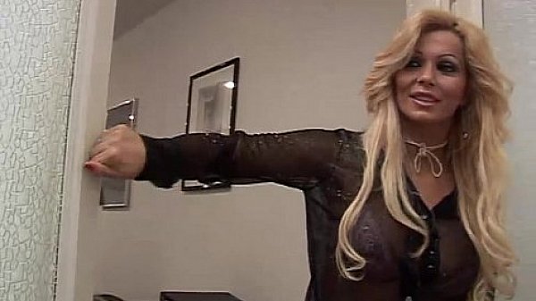 Nice Milf in squirting