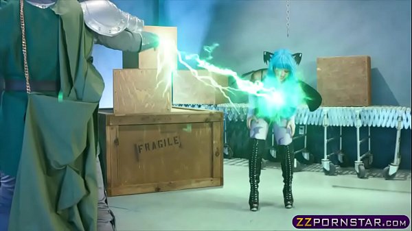 SciFi fuck battle between Abigail Mac and her opponent