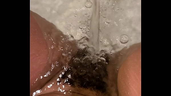 Sneak peek at Charlotte in the bath tub