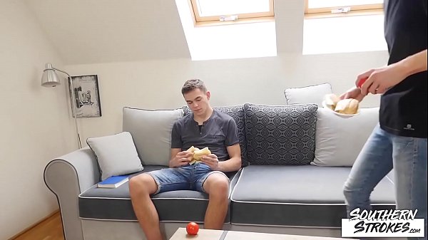 Stunning Young Men Raw Fuck After BJ 