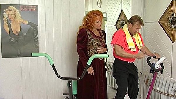 JuliaReaves-DirtyMovie - Putzsvhlampen - scene 4 - video 1 fingering cute oral slut natural-tits