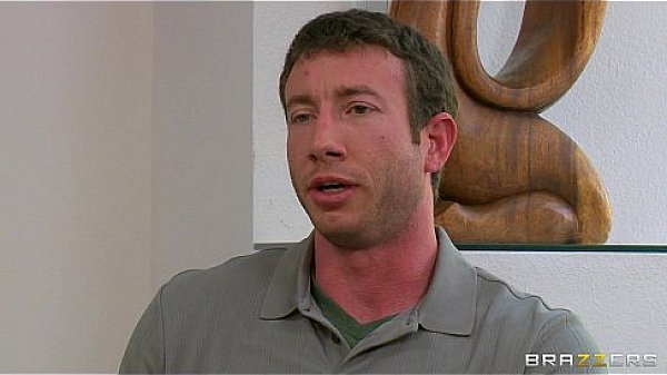 Dominant big-tit blonde MILF Mellanie Monroe fucks her employee 