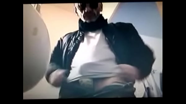 me playing with my bulge 