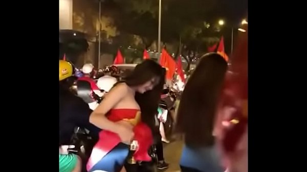 Căng đ&eacute;t với em hot girl saigon nay....