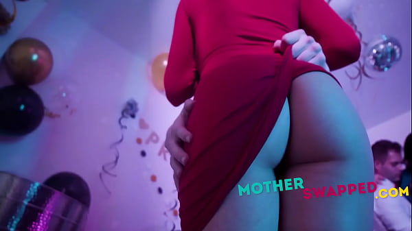 Stepmoms Fuck Sons On Prom Night