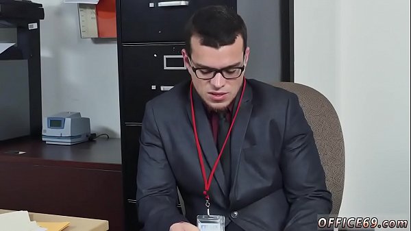 Massive guy splits gay arse  tamil gay stories in toilet