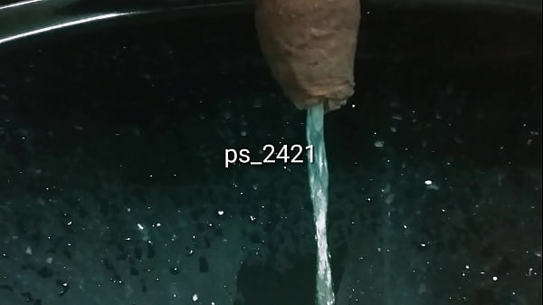 Indian Ladyboy Pee 