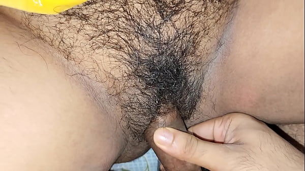 Housewife Hairy Pussy Fucking and Cum inside Sex Video Creampie Closeup